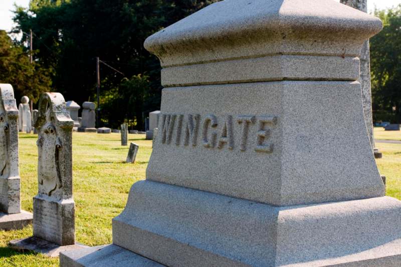 a tombstone in a cemetery