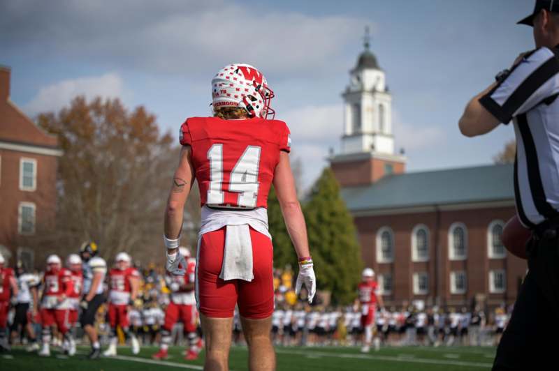 a football player in a uniform