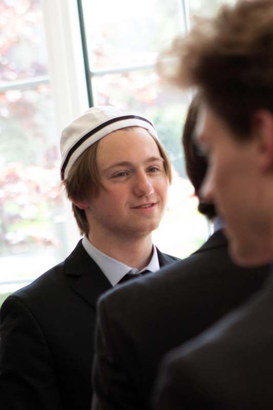 a man in a suit and tie