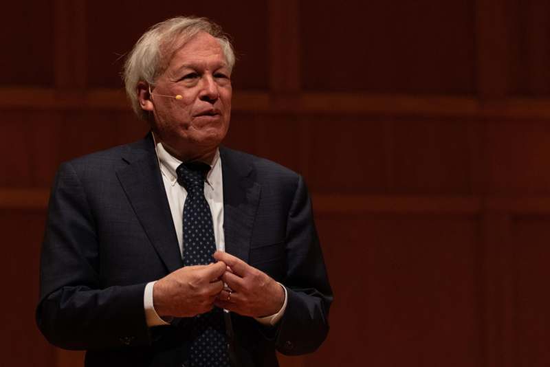 a man in a suit and tie