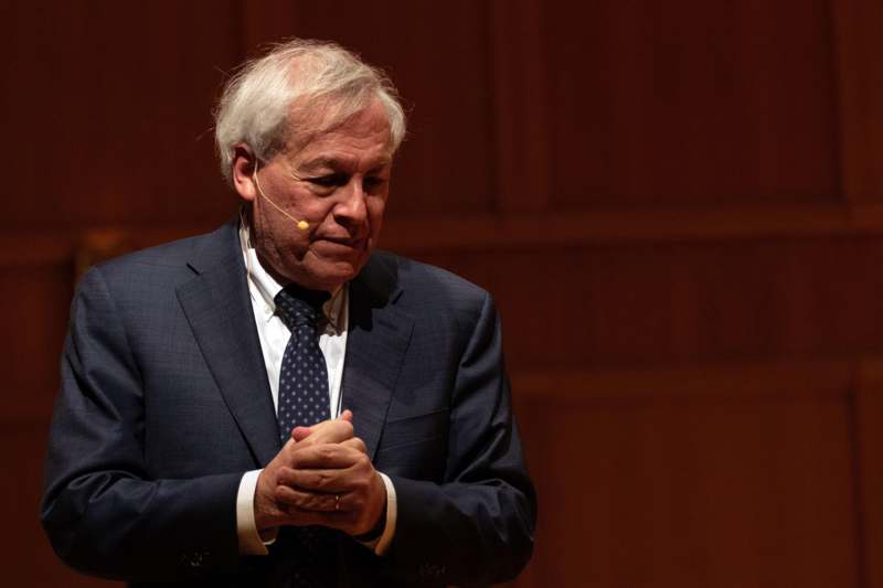 a man in a suit and tie